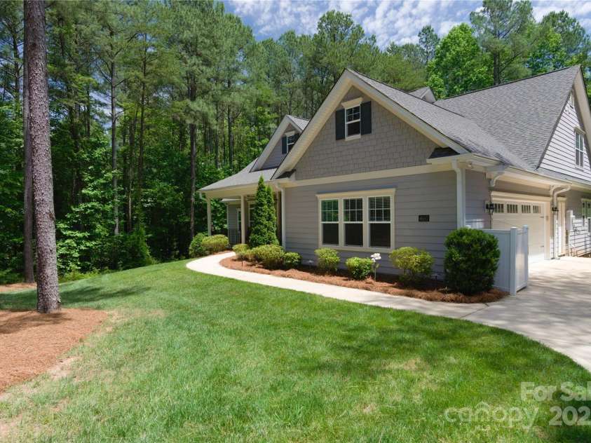 4660 Gold Finch Drive, Denver, NC 28037.  MLS# CAR4260143, YatesRealty ID 22448. 