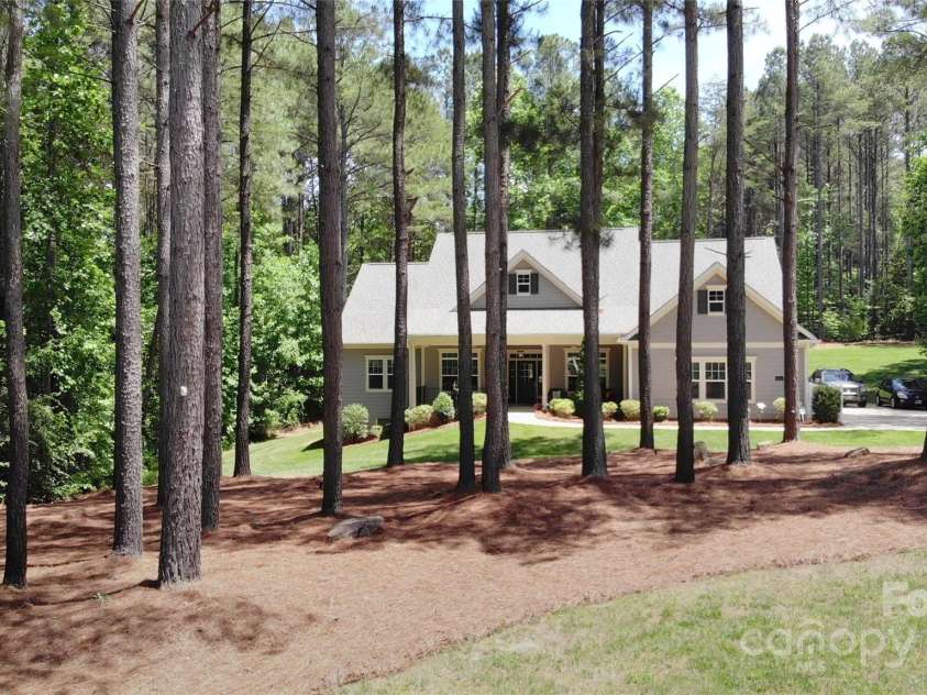 4660 Gold Finch Drive, Denver, NC 28037.  MLS# CAR4260143, YatesRealty ID 22448. 