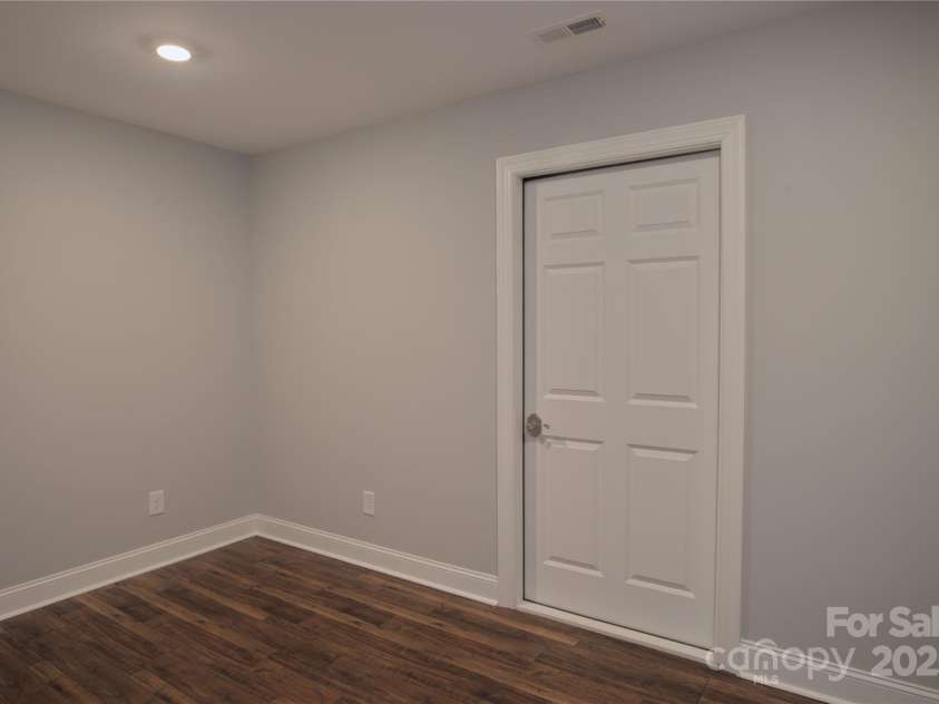 4660 Gold Finch Drive, Denver, NC 28037.  MLS# CAR4260143, YatesRealty ID 22448. 