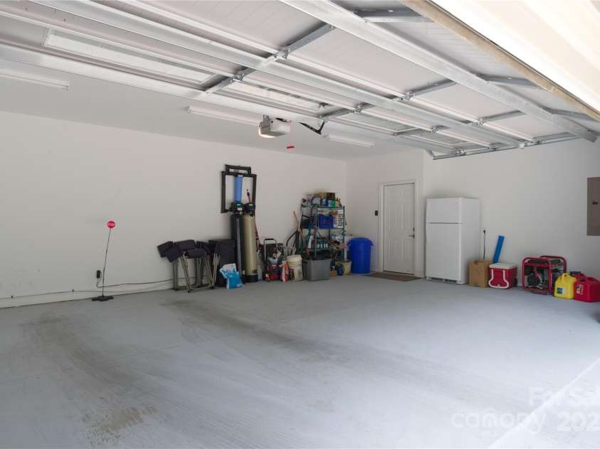 4660 Gold Finch Drive, Denver, NC 28037.  MLS# CAR4260143, YatesRealty ID 22448. 