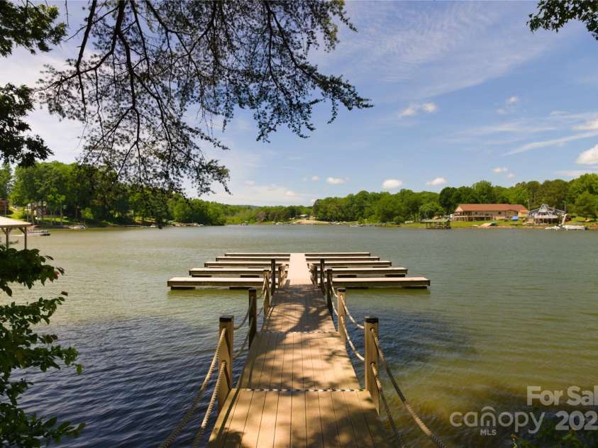 4660 Gold Finch Drive, Denver, NC 28037.  MLS# CAR4260143, YatesRealty ID 22448. 