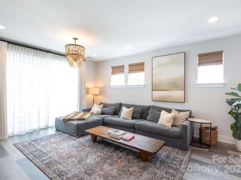 2254 Electric Lane, Charlotte, NC 28205.  MLS# CAR4254764, YatesRealty ID 22449. 