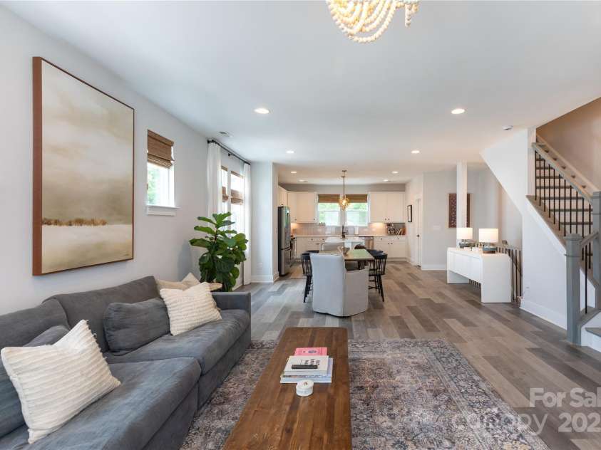 2254 Electric Lane, Charlotte, NC 28205.  MLS# CAR4254764, YatesRealty ID 22449. 