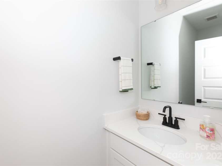 2254 Electric Lane, Charlotte, NC 28205.  MLS# CAR4254764, YatesRealty ID 22449. 