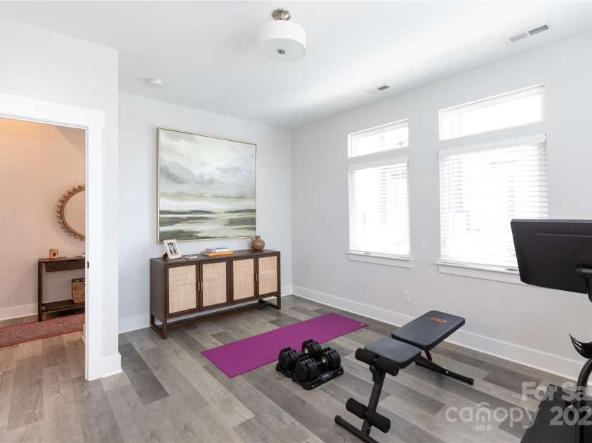 2254 Electric Lane, Charlotte, NC 28205.  MLS# CAR4254764, YatesRealty ID 22449. 