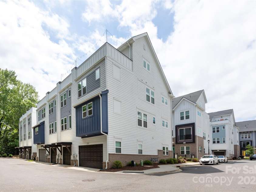 2254 Electric Lane, Charlotte, NC 28205.  MLS# CAR4254764, YatesRealty ID 22449. 