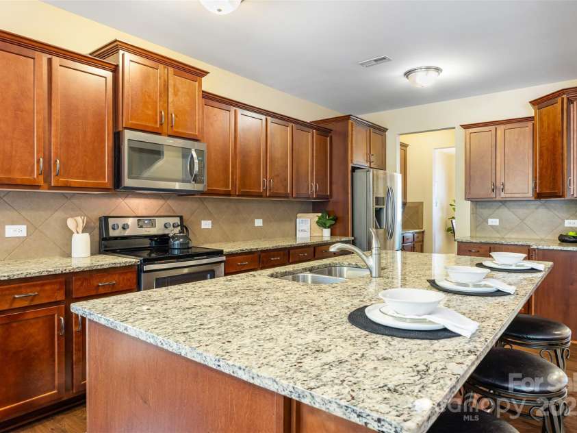 352 Nantucket Way, Rock Hill, SC 29732.  MLS# CAR4234886, YatesRealty ID 22450. Beautiful large island