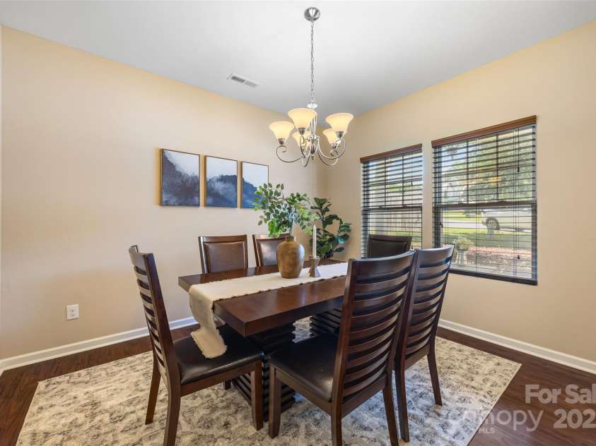 352 Nantucket Way, Rock Hill, SC 29732.  MLS# CAR4234886, YatesRealty ID 22450. Dining room