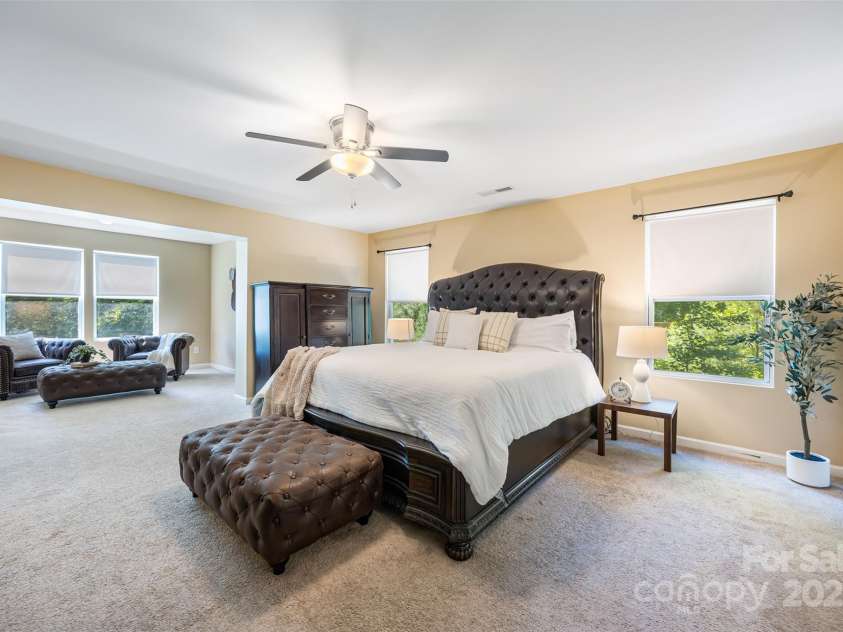 352 Nantucket Way, Rock Hill, SC 29732.  MLS# CAR4234886, YatesRealty ID 22450. Primary bedroom with reading nook