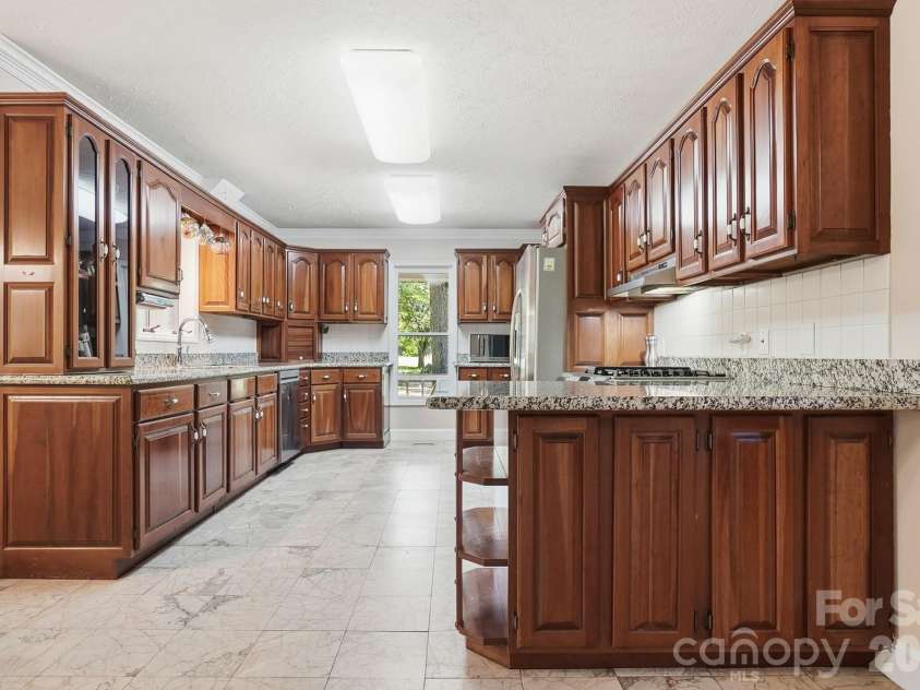 846 Windy Oaks Way, Van Wyck, SC 29720.  MLS# CAR4372947, YatesRealty ID 22450. 