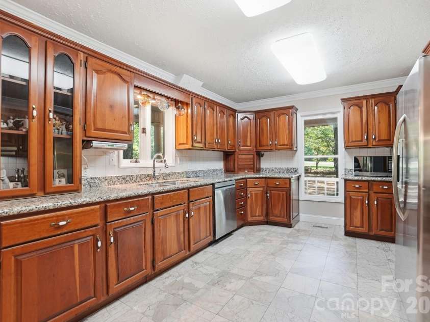 846 Windy Oaks Way, Van Wyck, SC 29720.  MLS# CAR4372947, YatesRealty ID 22450. 
