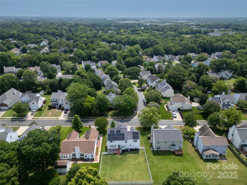 12303 Shadow Ridge Lane, Charlotte, NC 28273.  MLS# CAR4264466, YatesRealty ID 22451. 