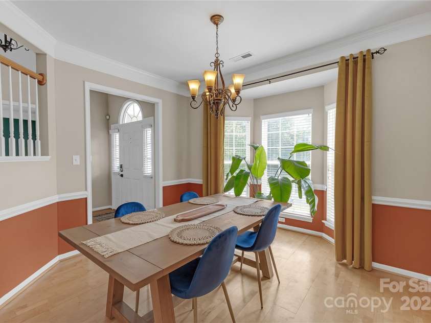 12303 Shadow Ridge Lane, Charlotte, NC 28273.  MLS# CAR4264466, YatesRealty ID 22451. Dining Room
