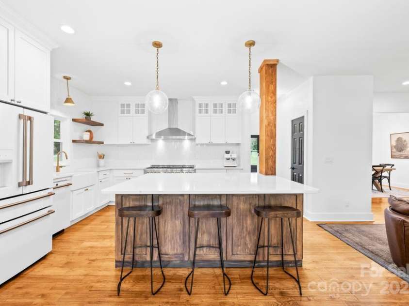 170 Della Drive, Statesville, NC 28625.  MLS# CAR4239883, YatesRealty ID 22452. 