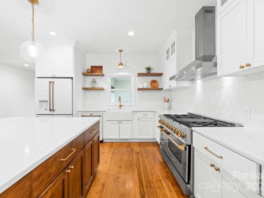 170 Della Drive, Statesville, NC 28625.  MLS# CAR4239883, YatesRealty ID 22452. 