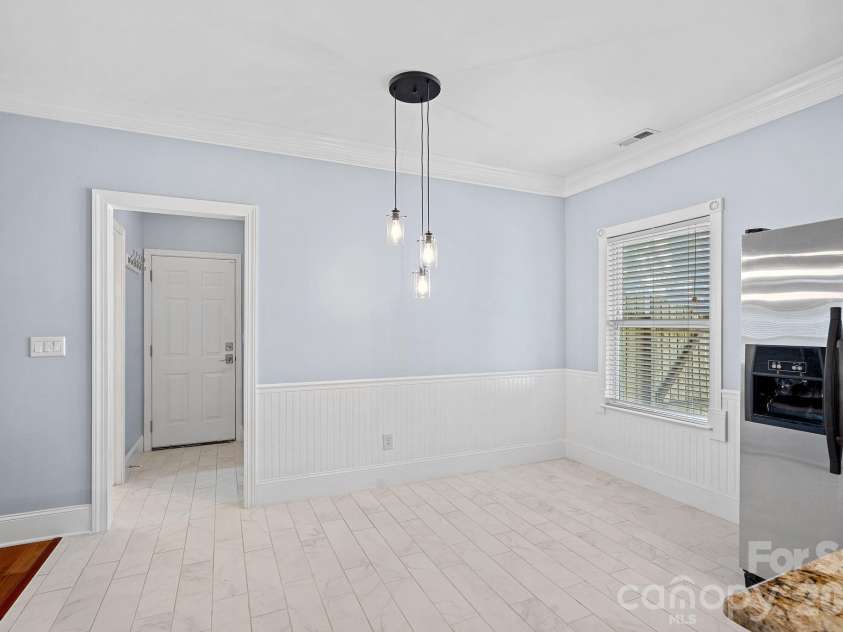3951 Parkers Ferry Road, Fort Mill, SC 29715.  MLS# CAR4380191, YatesRealty ID 22453. 