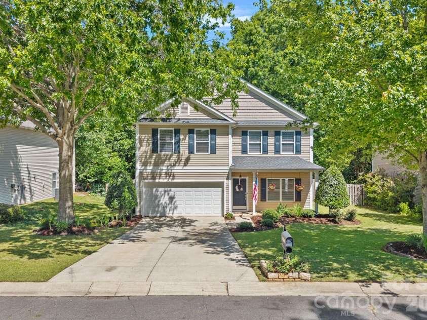 3951 Parkers Ferry Road, Fort Mill, SC 29715.  MLS# CAR4380191, YatesRealty ID 22453. 