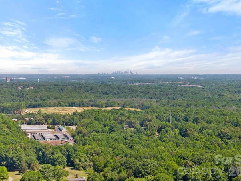 3951 Parkers Ferry Road, Fort Mill, SC 29715.  MLS# CAR4380191, YatesRealty ID 22453. 