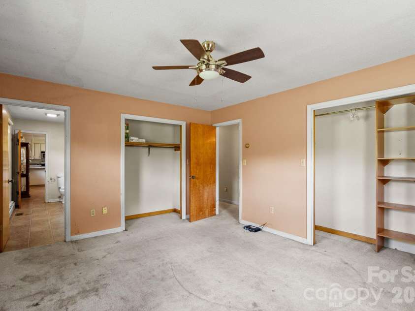 52 Will Smith Lane, Leicester, NC 28748.  MLS# CAR4379317, YatesRealty ID 22454. Primary Bedroom