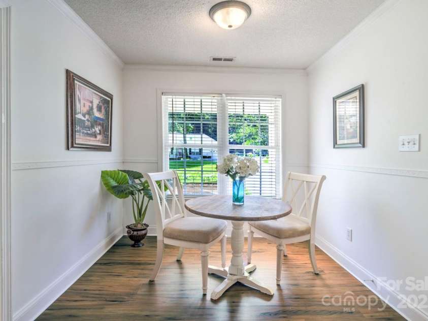 5437 Mallard Lane, Gastonia, NC 28052.  MLS# CAR4273563, YatesRealty ID 22454. 