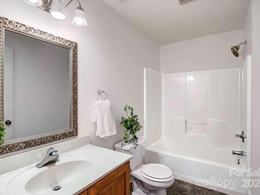 5437 Mallard Lane, Gastonia, NC 28052.  MLS# CAR4273563, YatesRealty ID 22454. 