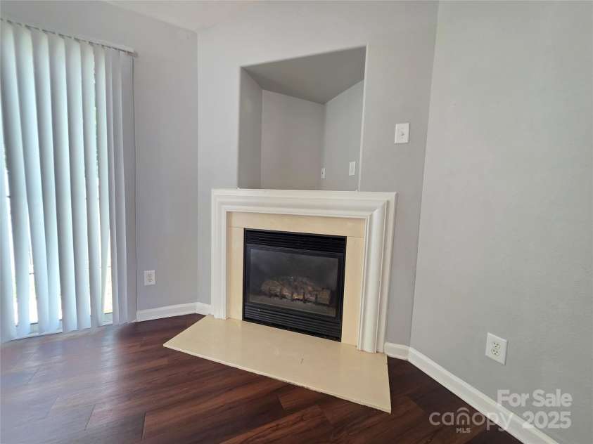 7315 Fig Lane, Charlotte, NC 28215.  MLS# CAR4273557, YatesRealty ID 22455. 