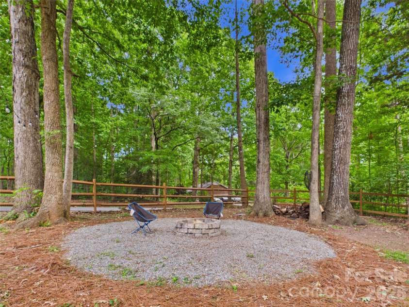636 Wilderness Trail, Denver, NC 28037.  MLS# CAR4375379, YatesRealty ID 22456. 