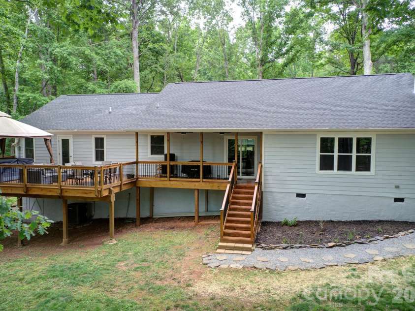 636 Wilderness Trail, Denver, NC 28037.  MLS# CAR4375379, YatesRealty ID 22456. 
