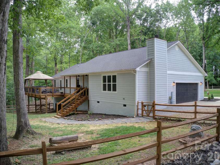 636 Wilderness Trail, Denver, NC 28037.  MLS# CAR4375379, YatesRealty ID 22456. 
