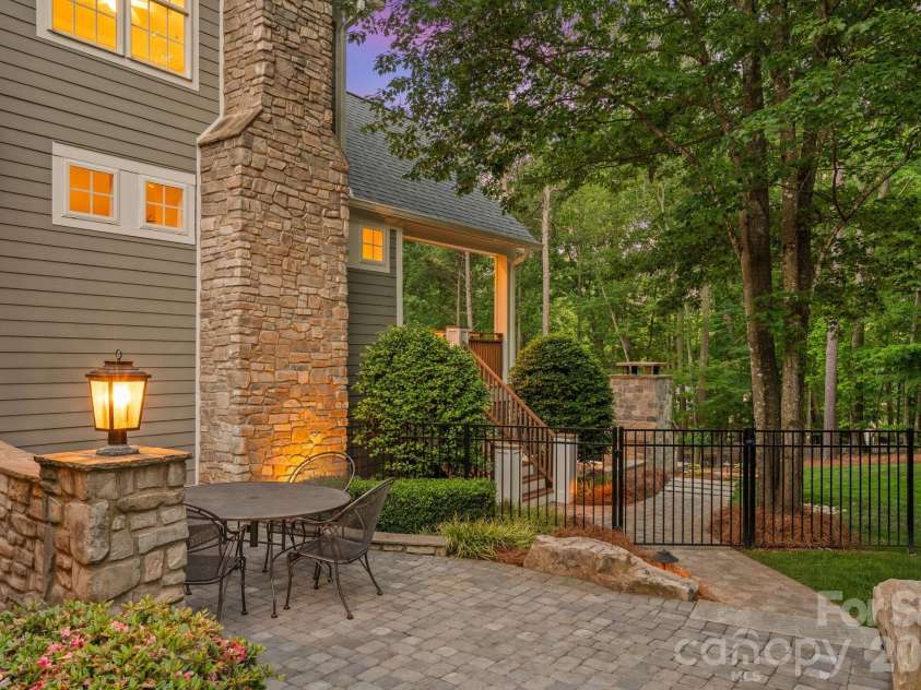 157 Ragsdale Trail, Mooresville, NC 28117.  MLS# CAR4379574, YatesRealty ID 22457. 
