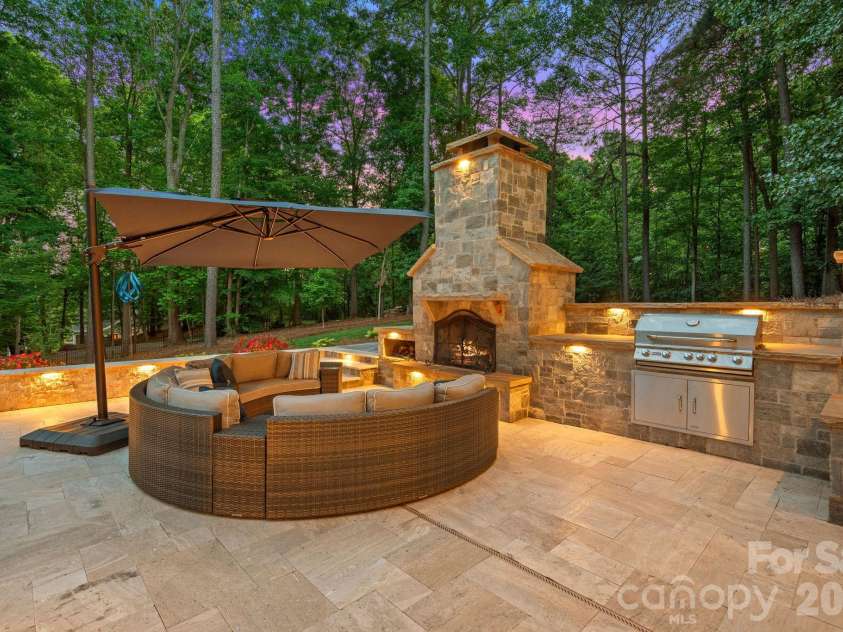 157 Ragsdale Trail, Mooresville, NC 28117.  MLS# CAR4379574, YatesRealty ID 22457. 