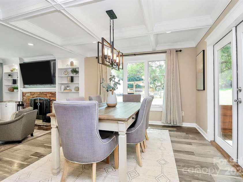 1011 Bydeford Court, Matthews, NC 28105.  MLS# CAR4266456, YatesRealty ID 22458. 