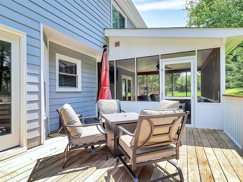 1011 Bydeford Court, Matthews, NC 28105.  MLS# CAR4266456, YatesRealty ID 22458. 