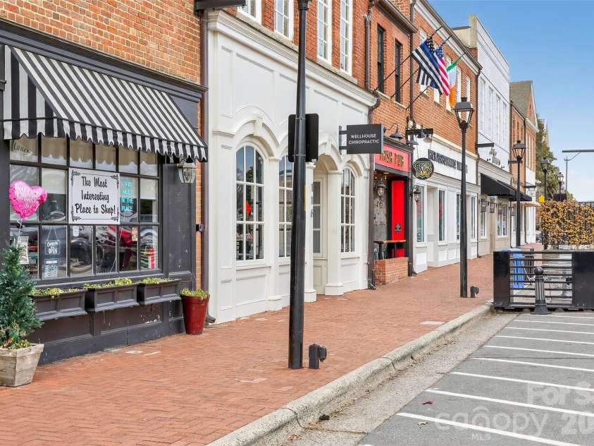 1526 Shepard Street, Kannapolis, NC 28083.  MLS# CAR4336339, YatesRealty ID 22458. Downtown Kannapolis