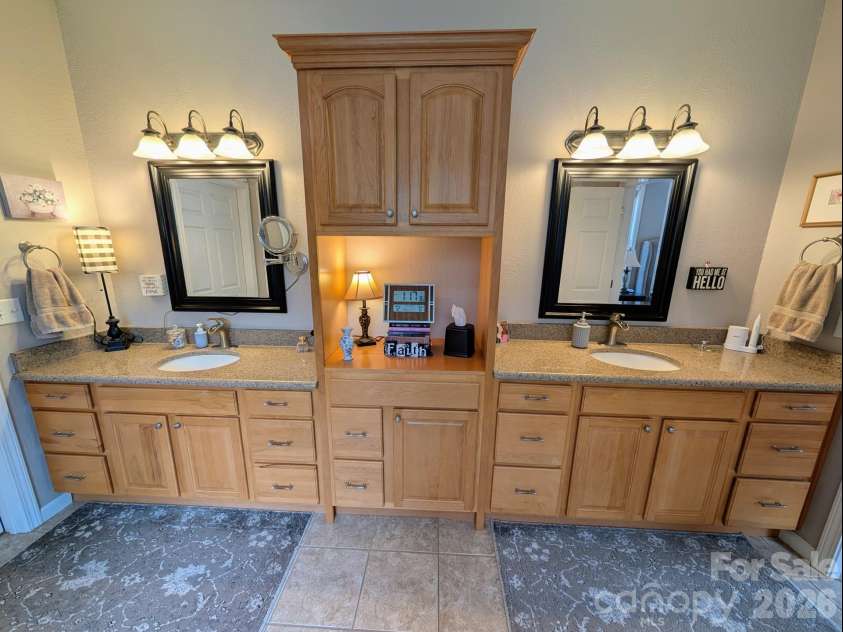 96 Buckeye Branch Drive, Clyde, NC 28721.  MLS# CAR4381986, YatesRealty ID 22459. 