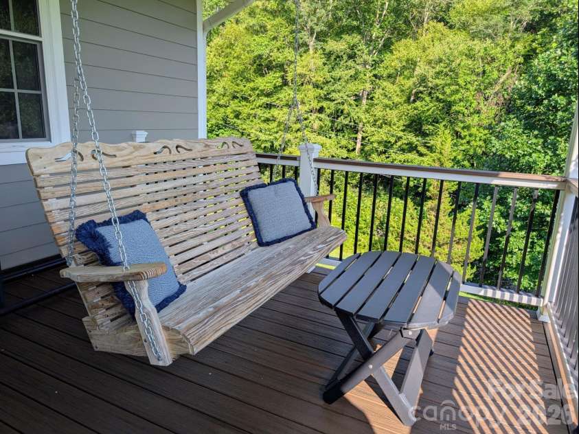 96 Buckeye Branch Drive, Clyde, NC 28721.  MLS# CAR4381986, YatesRealty ID 22459. 