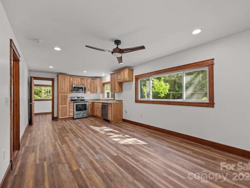 35 Lakemont Cottage Trail, Flat Rock, NC 28731.  MLS# CAR4271770, YatesRealty ID 2246. 