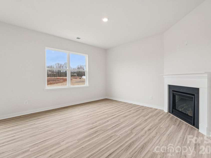 4556 Harris Elliot Road, Lincolnton, NC 28092.  MLS# CAR4402388, YatesRealty ID 2246. 