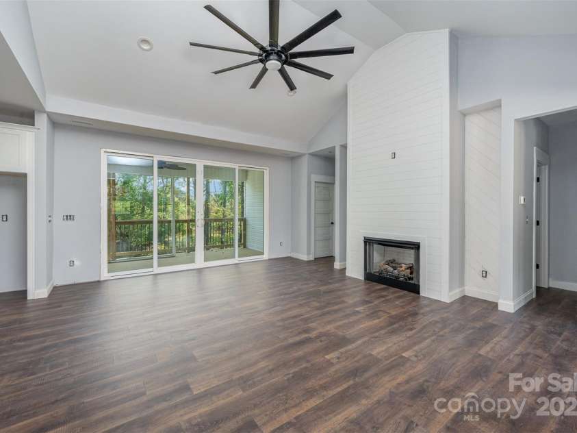 129 John Smith Road, York, SC 29745.  MLS# CAR4267427, YatesRealty ID 22460. 