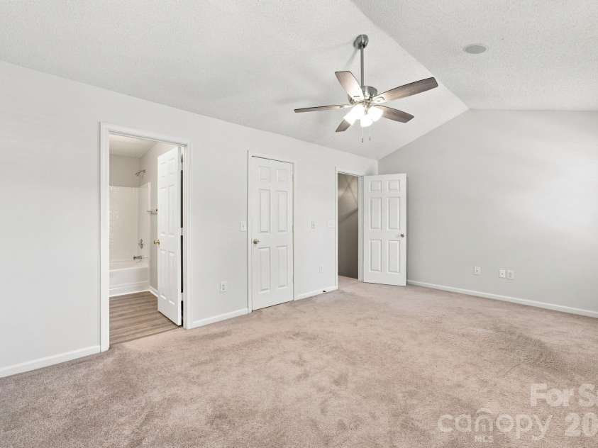 9415 Elizabeth Townes Lane, Charlotte, NC 28277.  MLS# CAR4413503, YatesRealty ID 22460. 