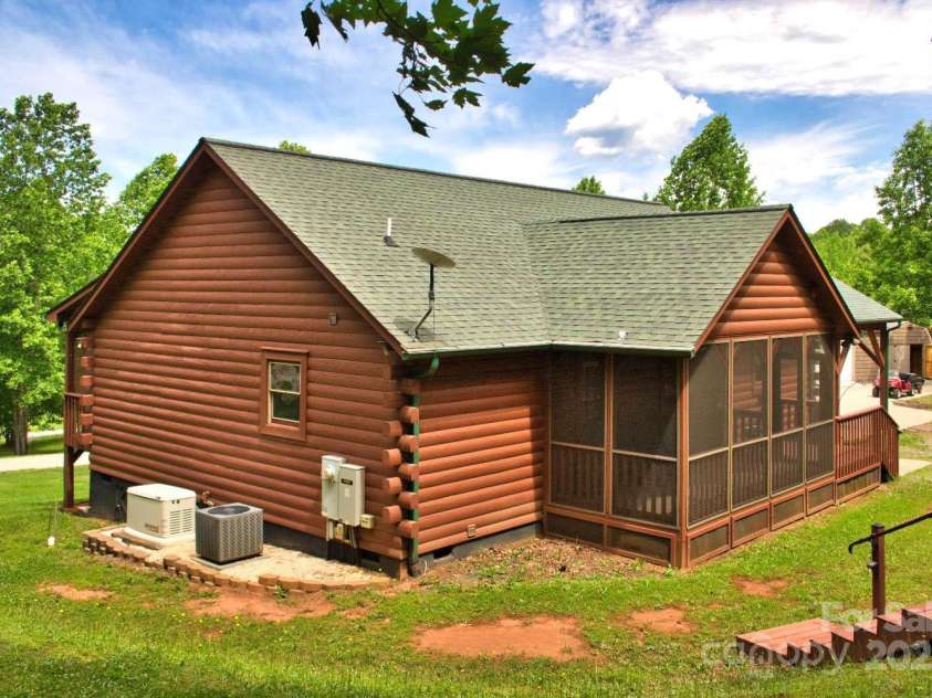 496 Moonlight Pass, Union Mills, NC 28167.  MLS# CAR4263136, YatesRealty ID 22463. 