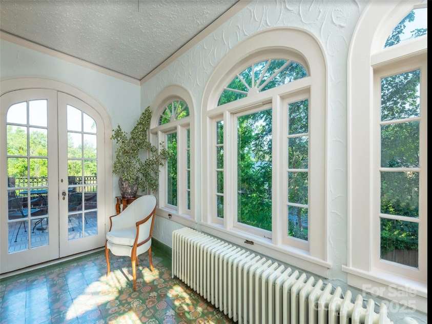 191 Murdock Avenue, Asheville, NC 28804.  MLS# CAR4274306, YatesRealty ID 22464. 