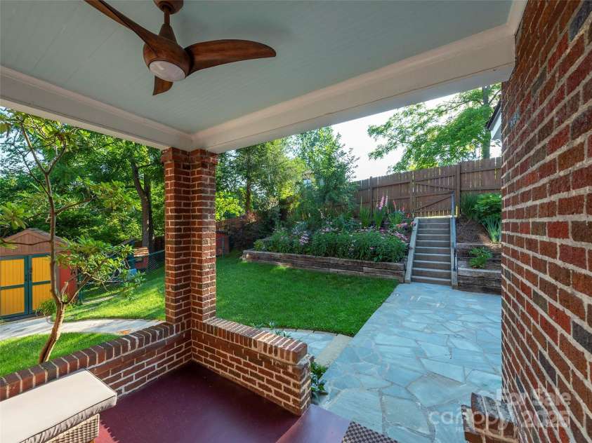 191 Murdock Avenue, Asheville, NC 28804.  MLS# CAR4274306, YatesRealty ID 22464. Back Porch