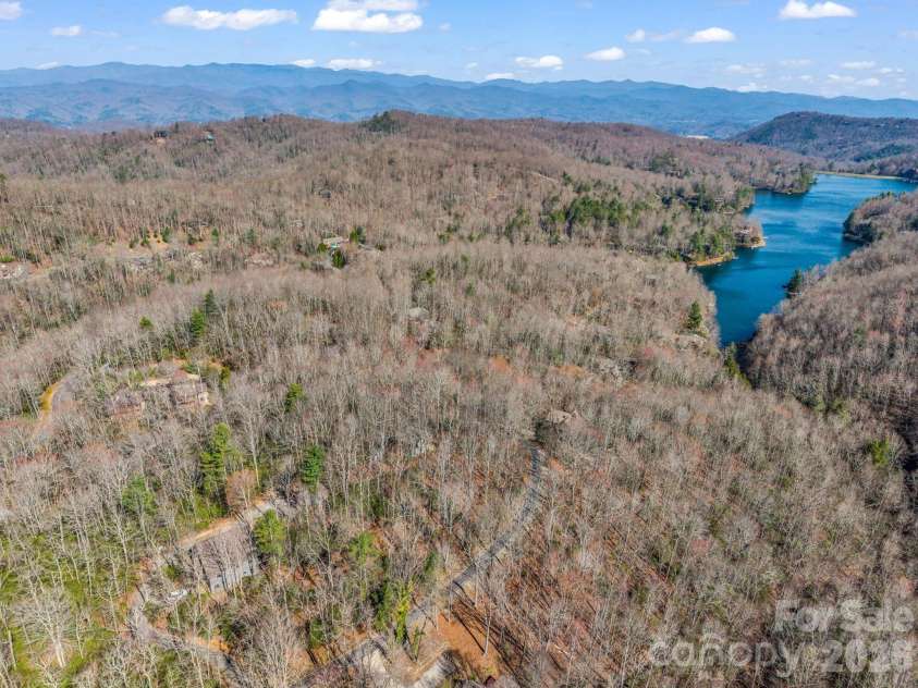 177 Tsisqua Circle, Brevard, NC 28712.  MLS# CAR4341526, YatesRealty ID 22465. 