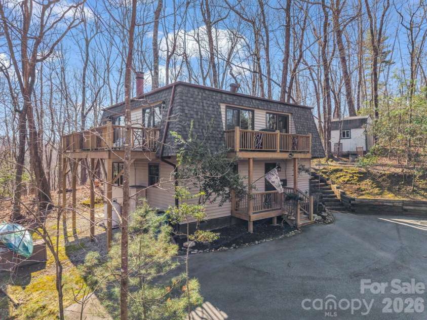 177 Tsisqua Circle, Brevard, NC 28712.  MLS# CAR4341526, YatesRealty ID 22465. Exterior