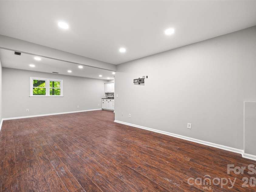 204 Swamp Fox Drive, Fort Mill, SC 29715.  MLS# CAR4368341, YatesRealty ID 22466. Lower level bonus room