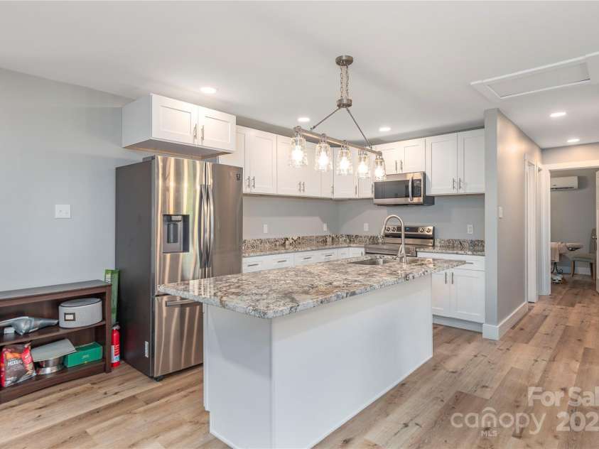 406 Melody Circle, Swannanoa, NC 28778.  MLS# CAR4273532, YatesRealty ID 22466. Kitchen with Island