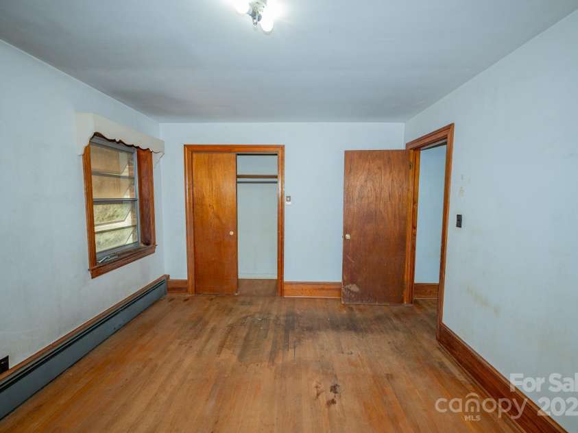 1564 Oakland Road, Forest City, NC 28043.  MLS# CAR4255892, YatesRealty ID 22467. 