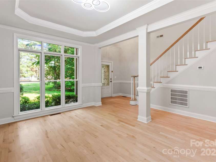 3011 McKee Road, Charlotte, NC 28270.  MLS# CAR4306223, YatesRealty ID 22468. 