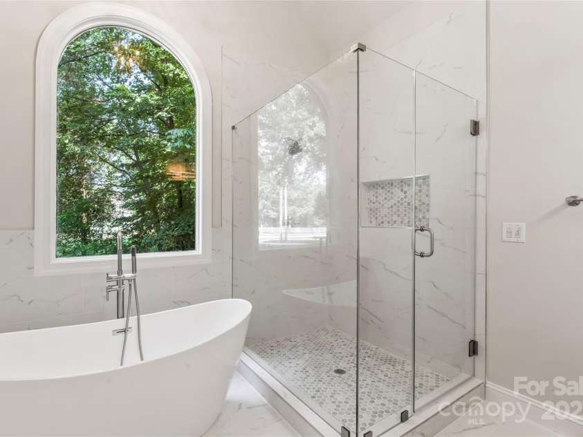 3011 McKee Road, Charlotte, NC 28270.  MLS# CAR4306223, YatesRealty ID 22468. 